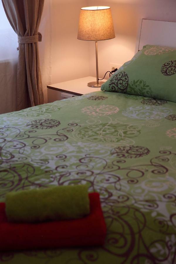 Writer'S Place Hotel ลูบลิยานา ภายนอก รูปภาพ